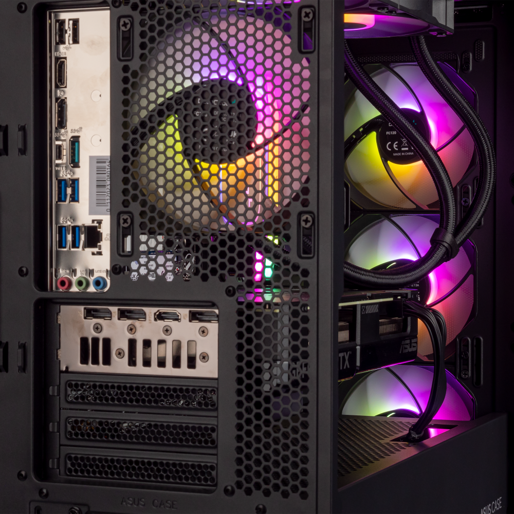 GIGABYTE RGBデスクトップPC Ігрові комп'ютери EXPERT PC. Купити складання ігрових ПК